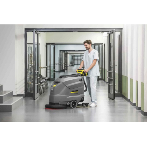Karcher BD 50/50 C Classic BP Akülü Zemin Temizleme Makinesi
